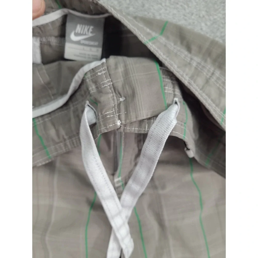 Nike Sportswear Mens Athletic Beige Plaid‎ Casual Shorts Size Large